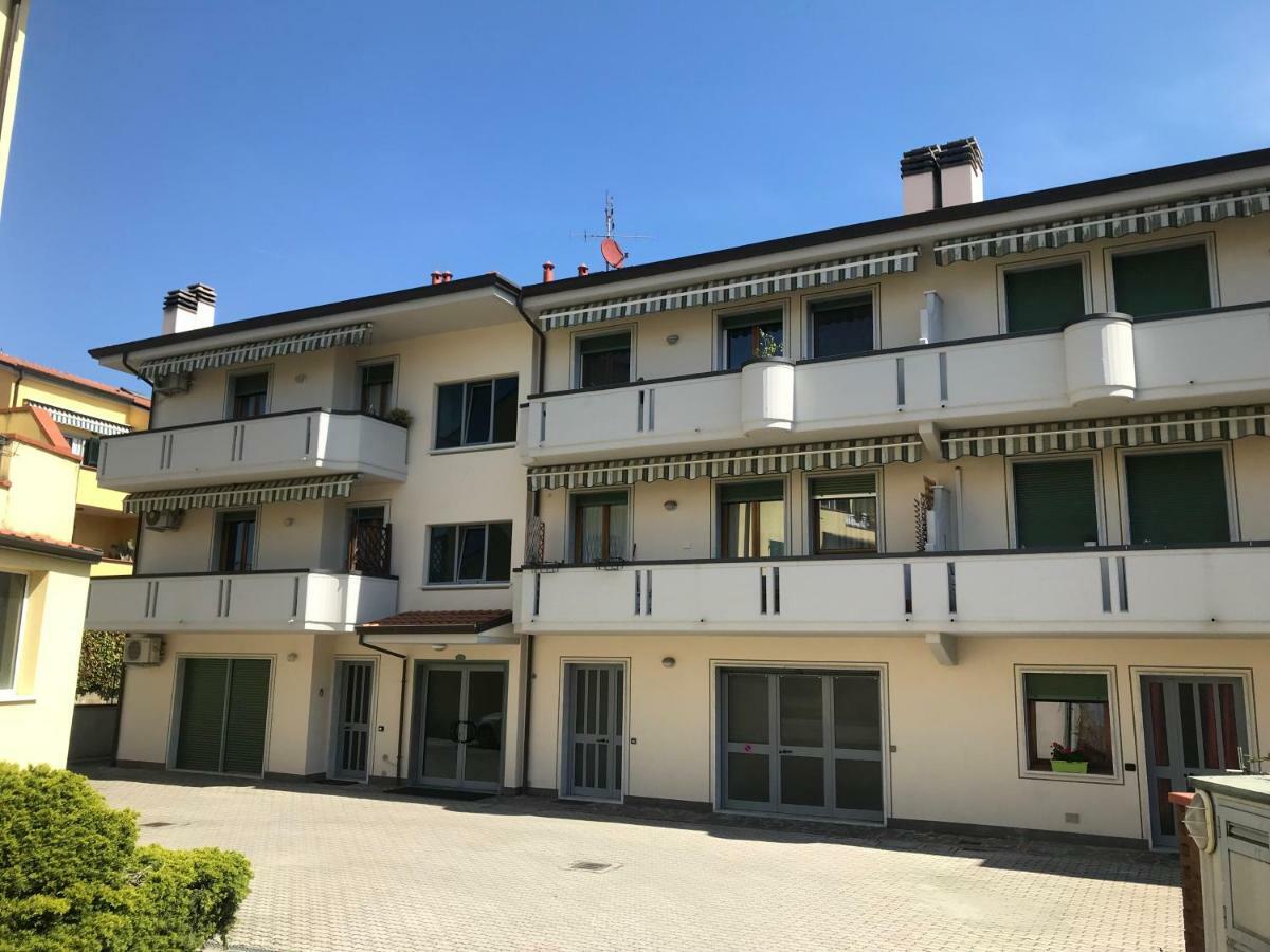 Ferienwohnung Fuori Porta Nuova Sarzana Exterior foto